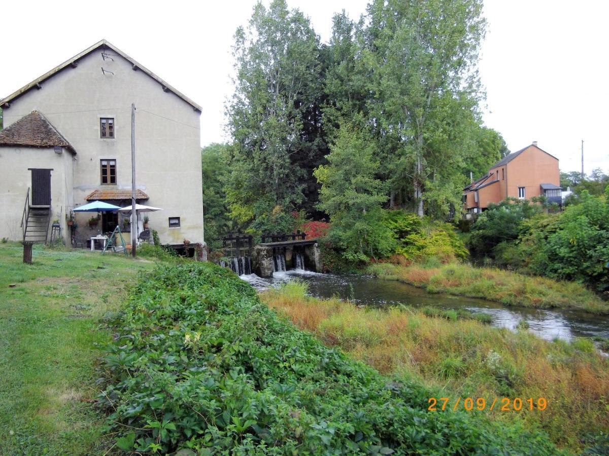 Bed and Breakfast Dependance Du Moulin Galuzot Сен-Валье Экстерьер фото